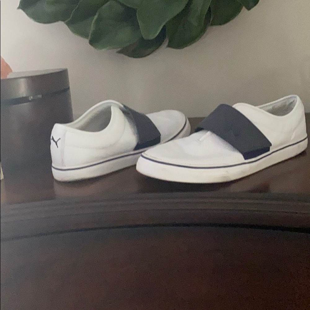 COPY - Size 12 preowned puma tennis shoes, no box